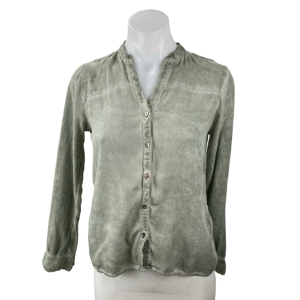 ONLY Women's Green Washed Long Sleeve V Neck Button Down Blouse Shirt Top Size 4